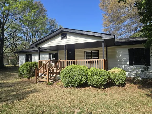 2619 W Black Creek Rd, Florence, SC 29501