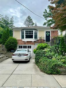 38-47 Douglaston Parkway, Douglaston, NY, 11363