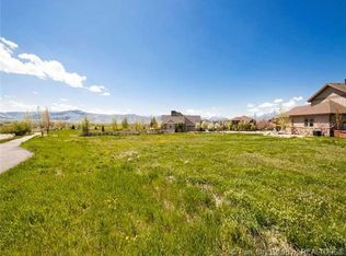 915 E Dutch View Ct, Midway, UT 84049