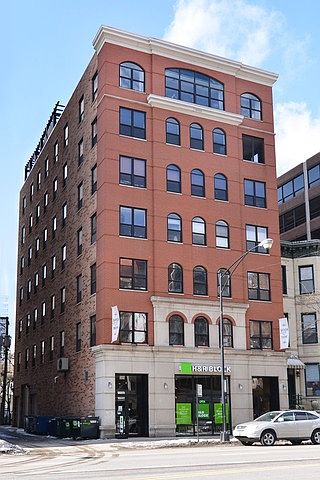 1st image of 742 N La Salle Dr #6