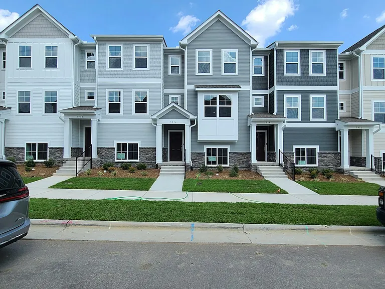 5916 Kayton St — Photo 3