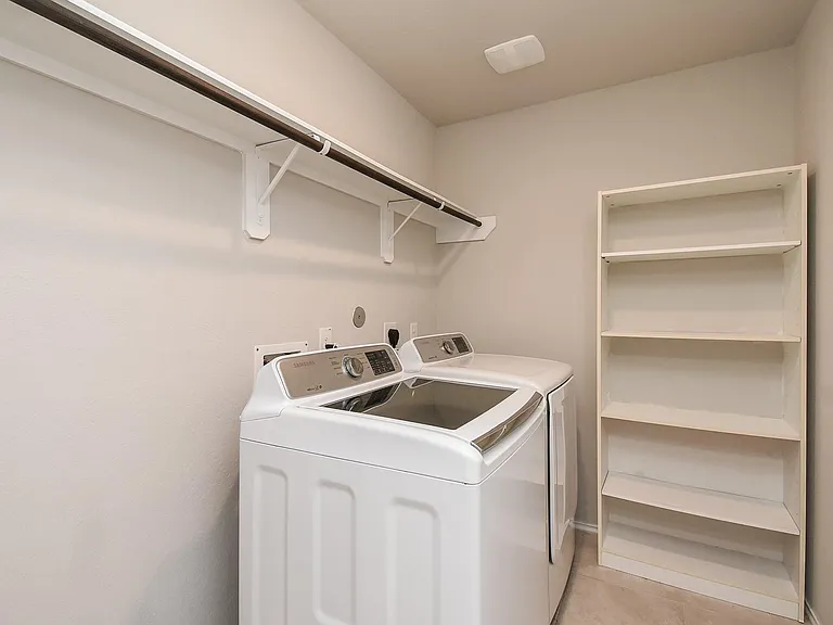 4602 Tuscan Lily Dr — Photo 30