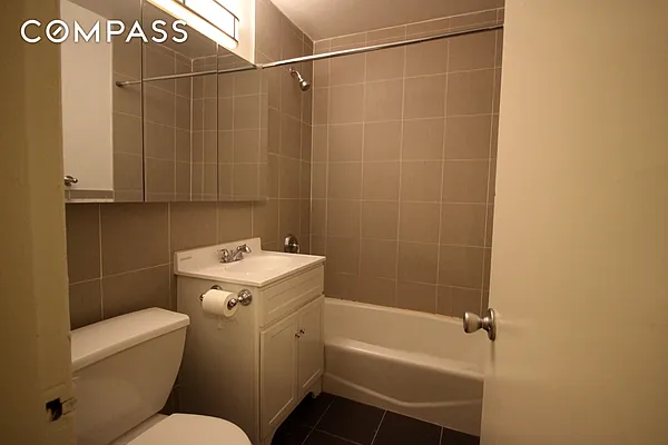 Rented by Compass | media 14