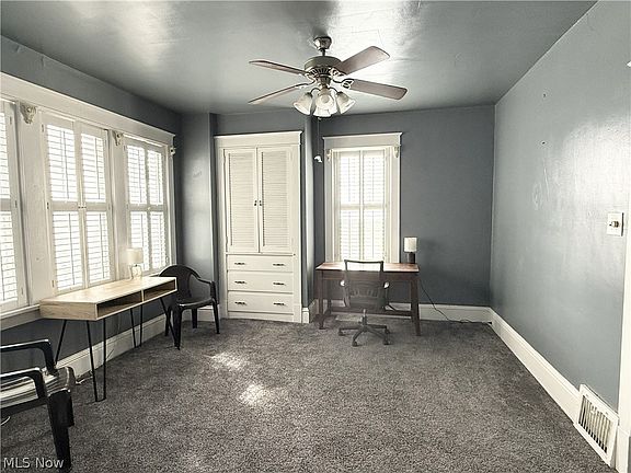 5th image of 1116 Oak Grove Ave