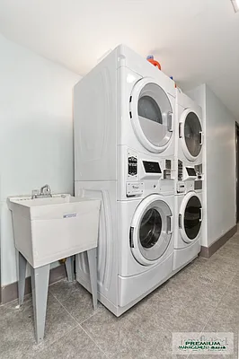 Rented by Premium Management  | media 53