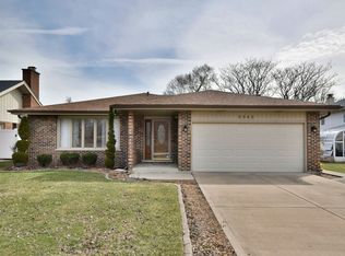 9945 Mayfield Ave, Oak Lawn, IL 60453