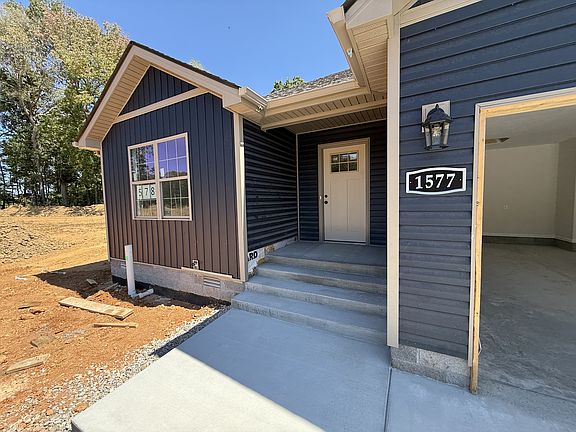 3rd image of 1577 Fredrick Dr Lot 578