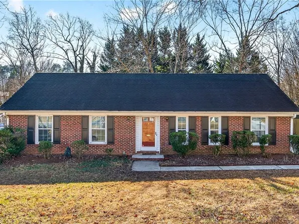 3903 Talmaga Ln, Greensboro, NC 27410