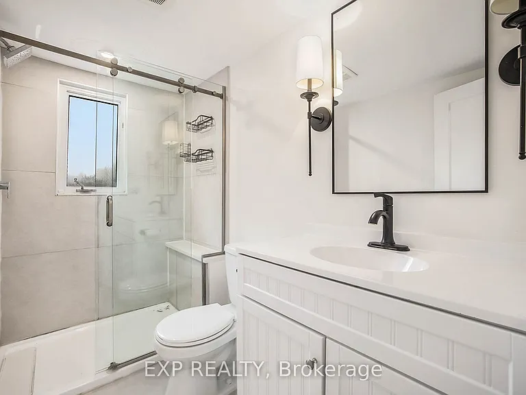 32 Colonel Murray St — Photo 14