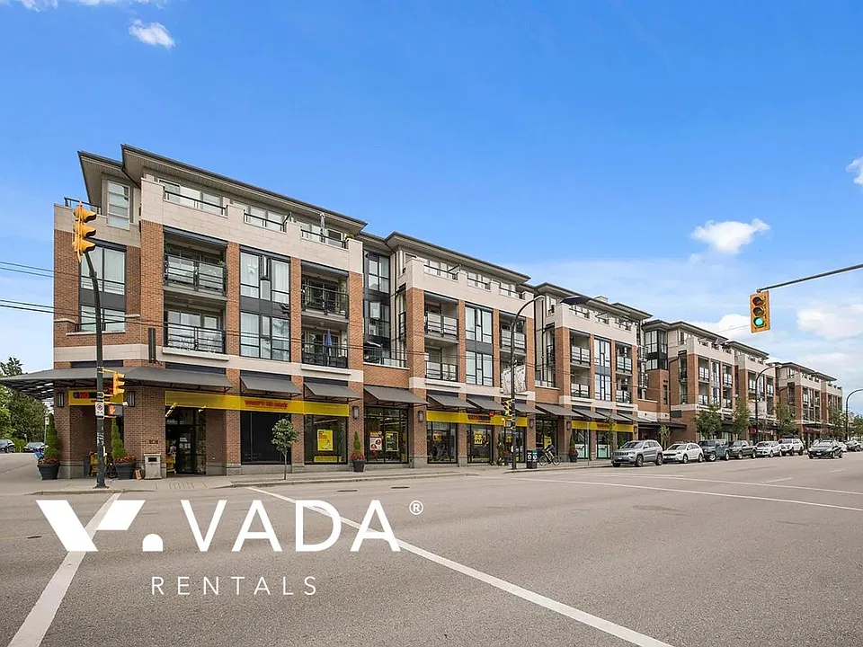 4550 Fraser St #221