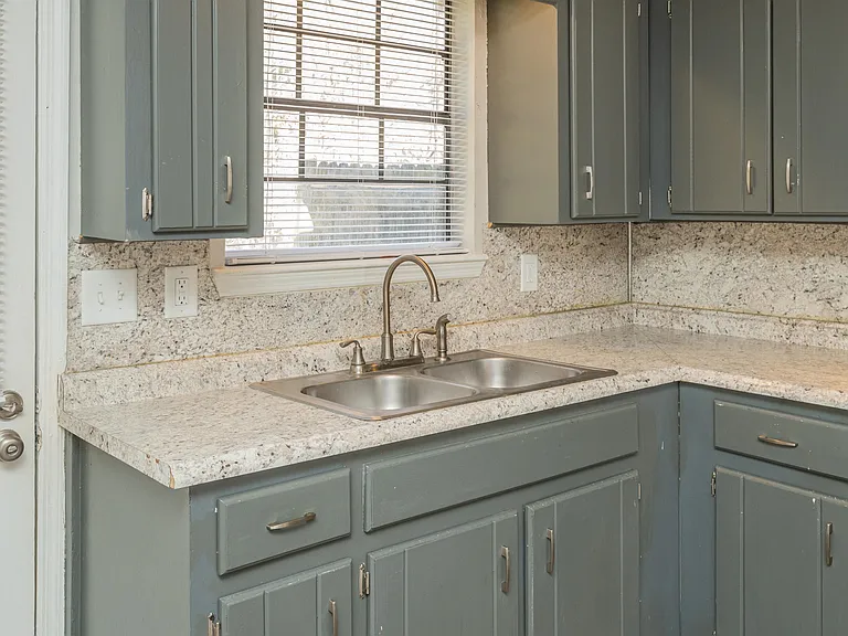 54 Worthington Dr #2 — Photo 7