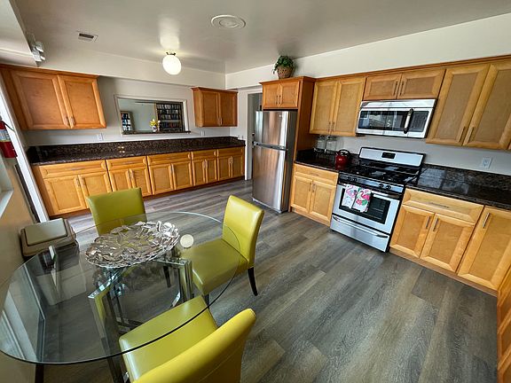 5th image of 4388 Central Ave #30