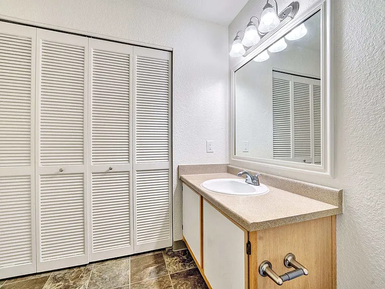 Hampton Ridge Apartments — Photo 14
