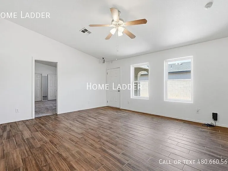 10452 W Arivaca Dr — Photo 6
