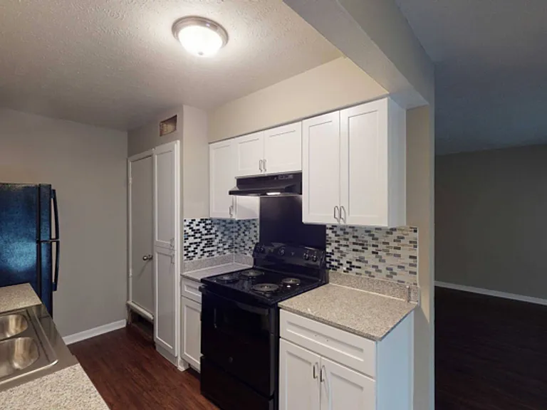 Belleview — Photo 11