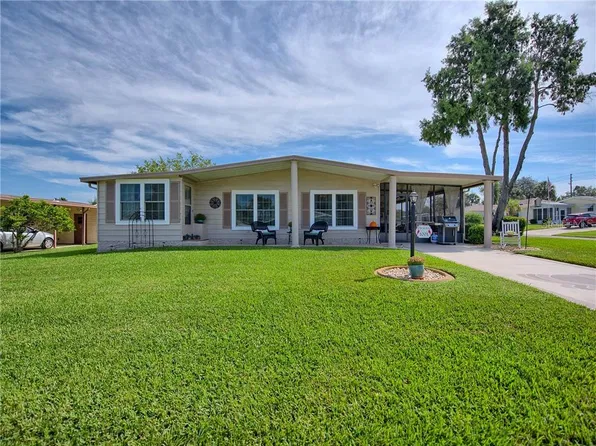 1001 Oren Ave, Lady Lake, FL 32159