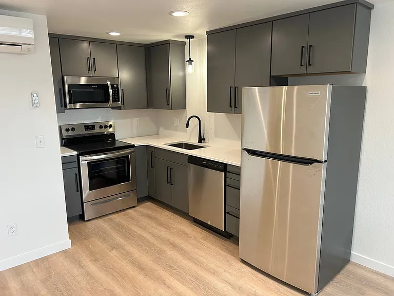 1237 Main St #1237 — Photo 3