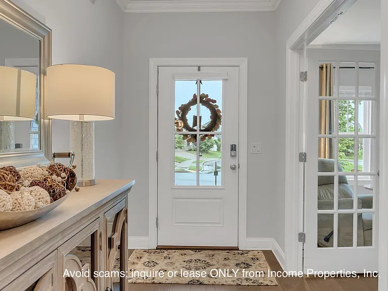 4937 Riverbank Dr — Photo 5