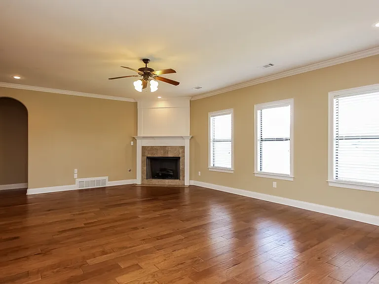 55 Misty Meadows Cv — Photo 4