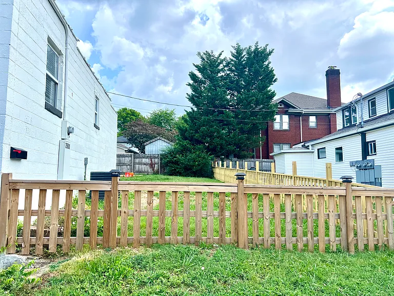410 Milligan St NE — Photo 16