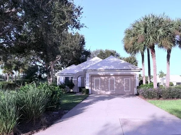 4655 Saint James Ave, Vero Beach, FL 32967