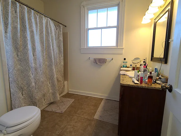 6058 Canal Blvd — Photo 12