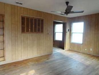 3rd image of 1117 Lum Ave