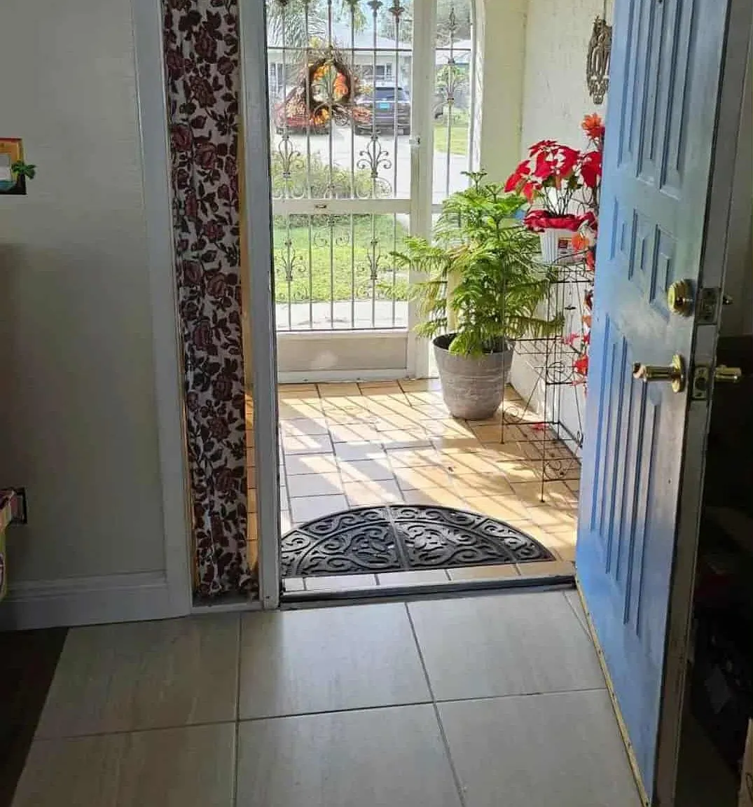 3 bed, 1466 sqft, $2,500 — Photo 1