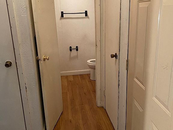 2nd image of 1916 Warren St #1