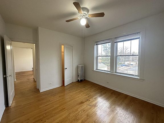 4th image of 6912-14 N Wolcott Ave #2E