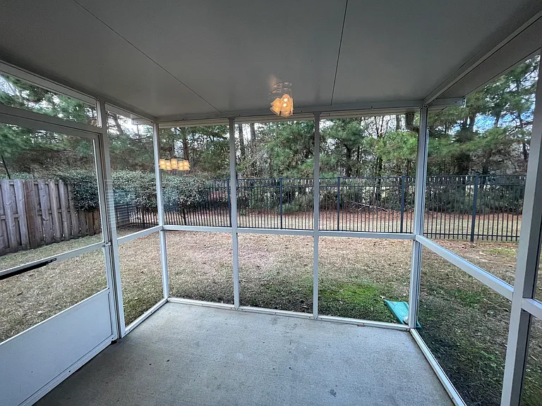 9302 Ayscough Rd — Photo 12