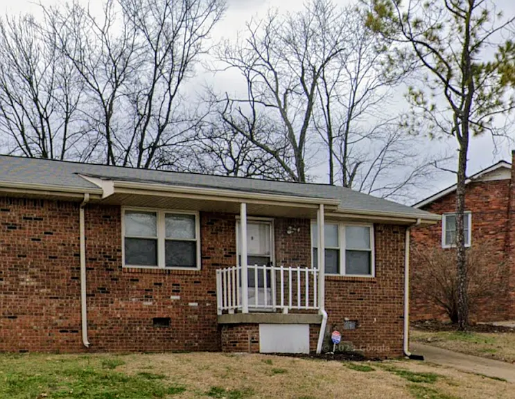 2905 Walnut Crest Dr #B — Photo 1