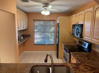 117 Pinewood Ct, Jupiter, FL 33458