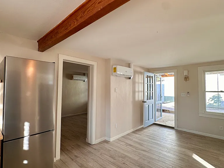 414 W Las Cruces Ave #1 — Photo 8