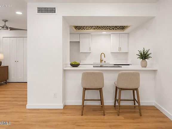 4th image of 2103 W YUKON Drive