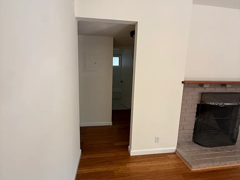 216 Miller Ave #1 — Photo 7