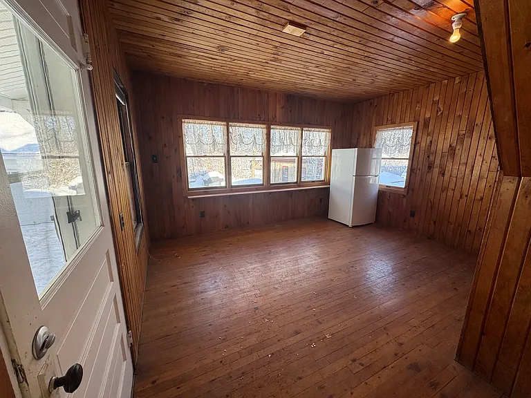 10 Maple St #1 — Photo 6
