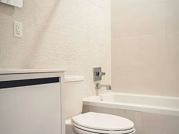 4th image of 1062 Halsey St APT 3B