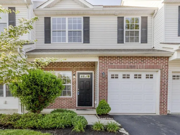 6220 Brassie Ave, Westerville, OH 43081