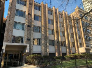 510 W Fullerton Pkwy APT 407, Chicago, IL 60614