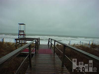 2nd image of 1615 S Lake Park Boulevard #306