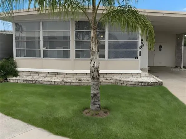 7901 40th Ave N Lot 32, Saint Petersburg, FL 33709