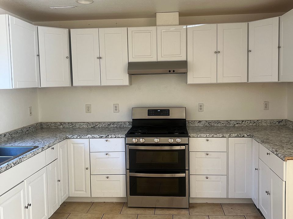 929 & 931 Wall St Tracy CA Zillow