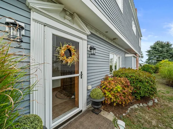 184 Bay Ave #2, Marshfield, MA 02050