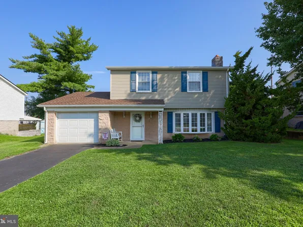 993 Richwill Dr, York, PA 17404
