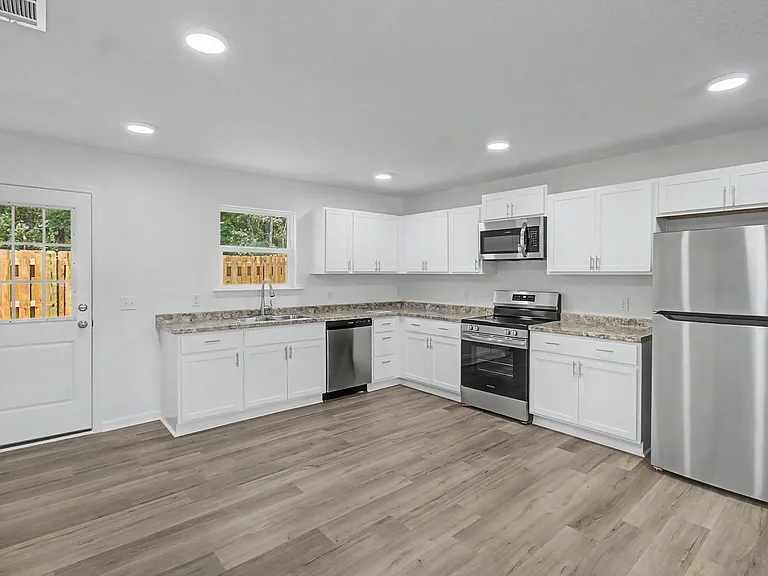 20 Frasier Ln SW #B — Photo 7