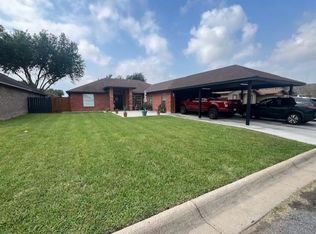 1422 Capistrano Dr, Brownsville, TX 78526