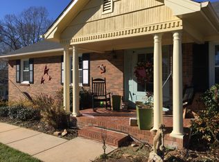 4155 Wycliff Dr, Winston Salem, NC 27106