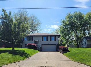 3700 Rebecca Dr, Canfield, OH