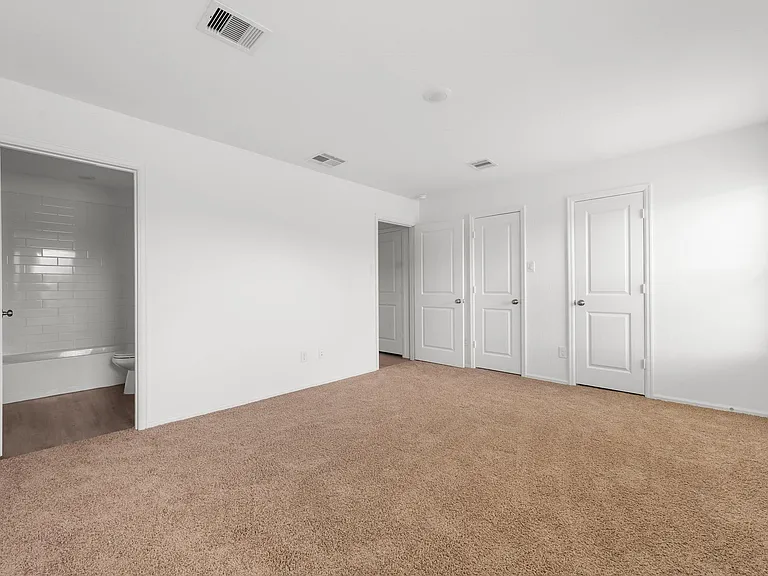 18979 Panzini Dr — Photo 8